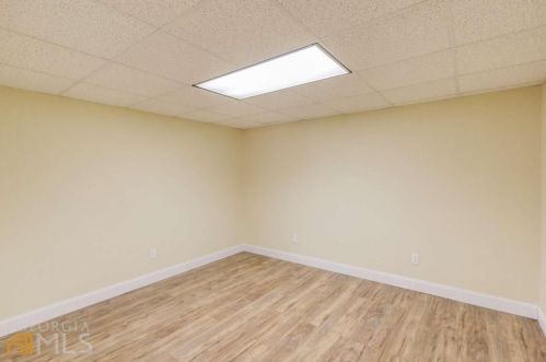 1025 Cooper Rd, Social Circle, GA 30025-5167