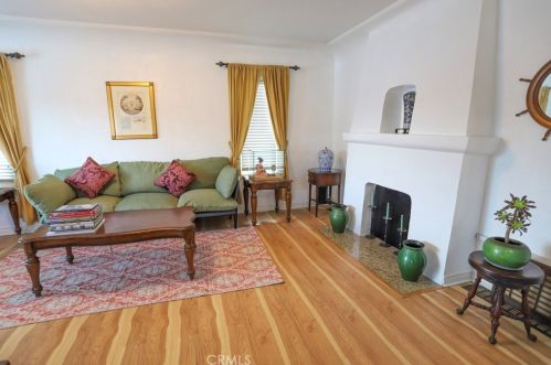 925 Emily St, Anaheim CA  92805-1910 exterior