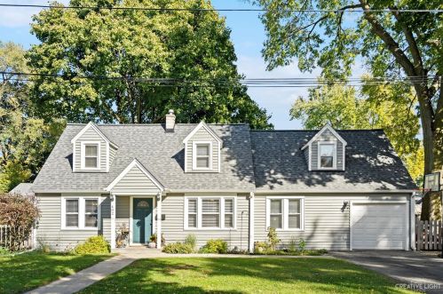 402 Park St, Batavia, IL 60510-2350