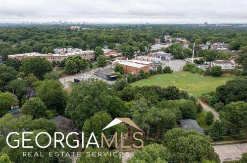 1112 Austin Ave, Atlanta GA  30307-1918 exterior