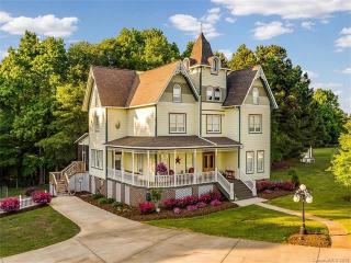 3248 New Hope Rd, Lancaster, SC 29720-8096