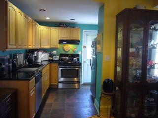 2222 Pemberton St, Philadelphia PA  19146-1141 exterior