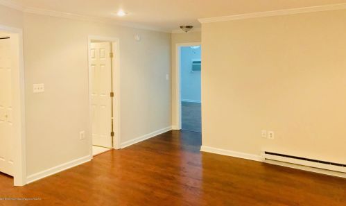 127 Lexington Ct, Tinton Falls, NJ 07701-5487