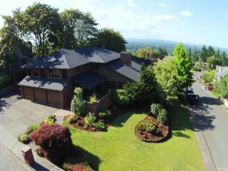 7867 Bayberry Dr, Beaverton OR  97007-5552 exterior