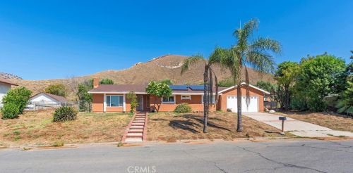 2267 Sandra Dr, Riverside, CA 92509-1550