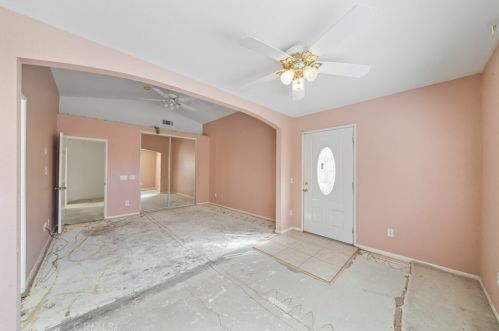 145 Cape Elizabeth Way, Riverside CA  92506-6180 exterior