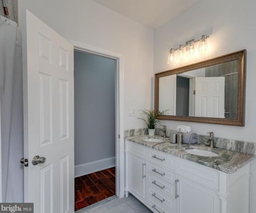 1628 23 St, Philadelphia PA 19145-2700 exterior