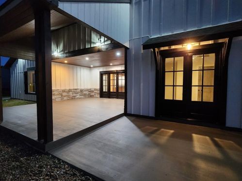 526 Angus Trl, Angleton TX 77515-9833 exterior