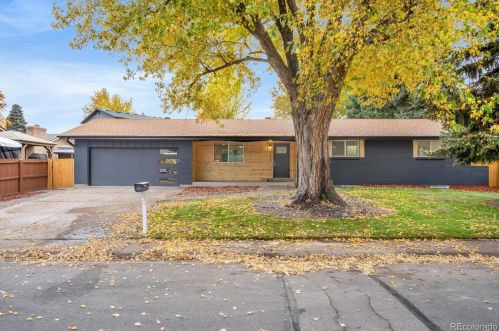 2227 Dover Way, Denver CO  80227-2315 exterior
