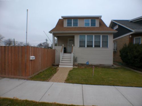 6502 Nixon Ave, Chicago, IL 60631-1678