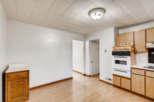 189 Pinecrest Rd, Lemont IL  60440-2461 exterior