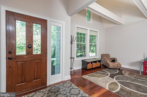 12 Canal Rd, Princeton NJ  08540-7030 exterior