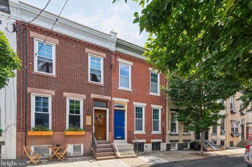 753 Judson St, Philadelphia, PA 19130-2507