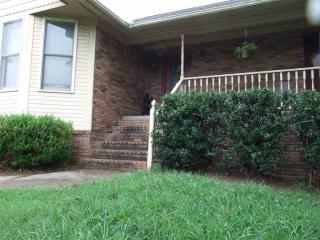 5880 Chestnut Oak Dr, Morristown, TN 37814-1436