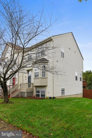 236 Frazer Dr, Purcellville, VA 20132-5810
