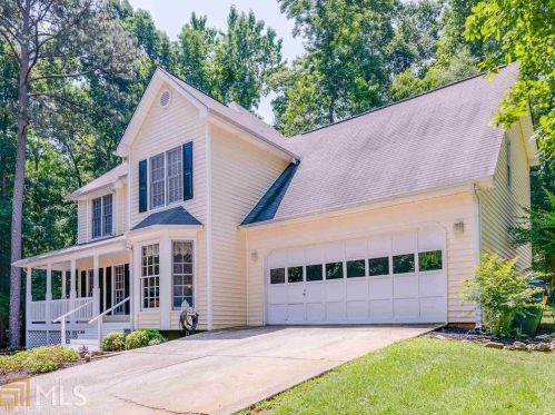 243 Birch Creek Cir, Mcdonough, GA 30253-7258