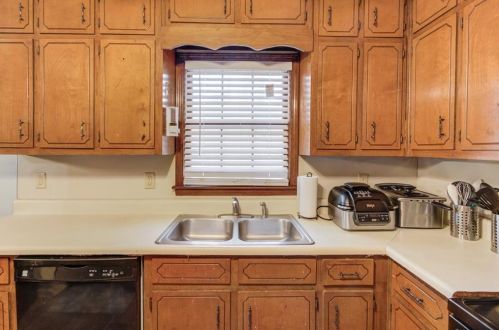 919 Sigman Rd, Conyers GA  30013-0012 exterior