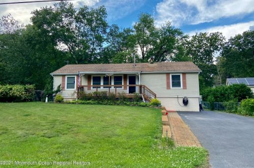 608 Oak Leaf St, Jackson Twp, NJ 08527-4744
