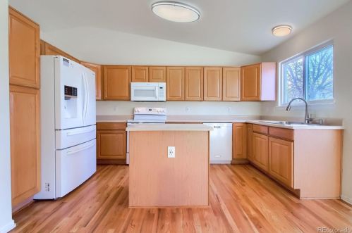 5593 Himalaya Way, Aurora CO 80013-6078 exterior