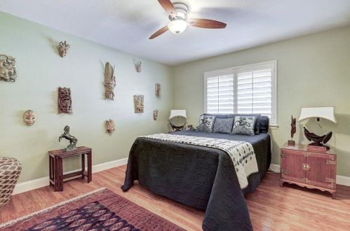 6408 Convict Hill Rd, Austin TX  78749-2348 exterior