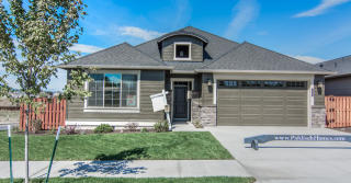 851 Steins Pillar Dr, Prineville OR  97754 exterior