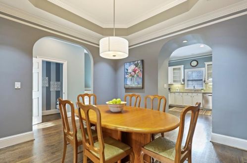 2483 Brookhaven Heights Ct, Atlanta GA  30319-5249 exterior