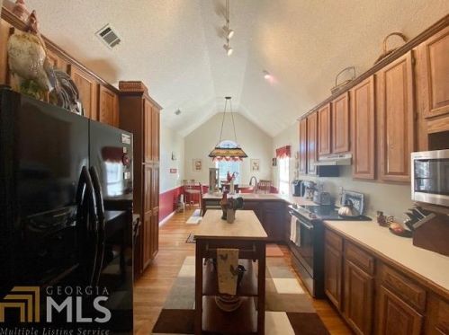 5300 Starboard Ct, Conyers GA  30094-4743 exterior