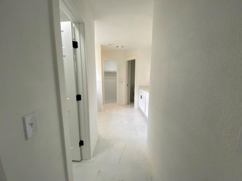 6501 Bramber Ln, Austin TX  78754-5714 exterior