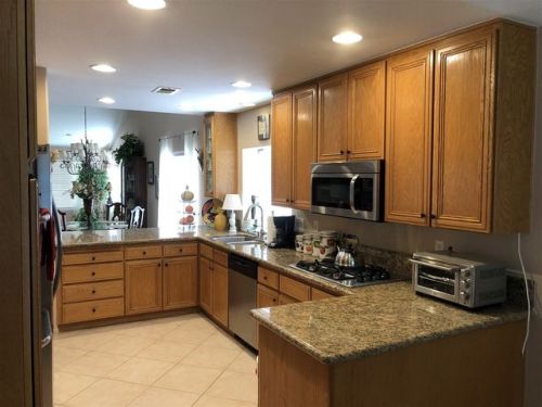 582 Pacesetter St, Oceanside, CA 92057-4691