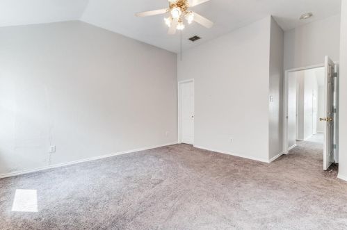 1233 Mountain Air Trl, Fort Worth TX  76131-5446 exterior