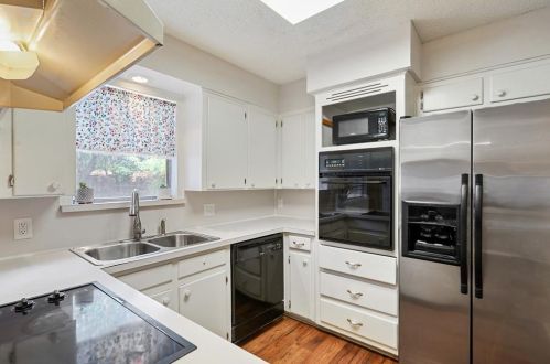 7632 Terry Dr, Fort Worth TX  76180-6270 exterior