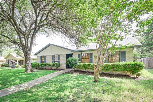 7114 Hardwood Trl, Dallas, TX 75249-1218