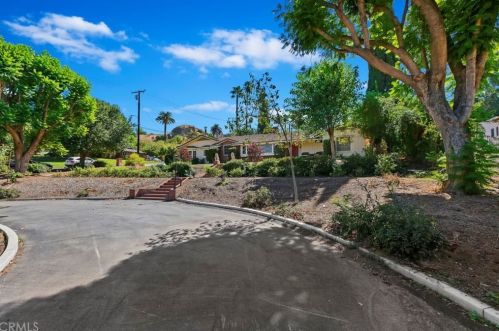 2846 Ivy St, Riverside, CA 92506-1417