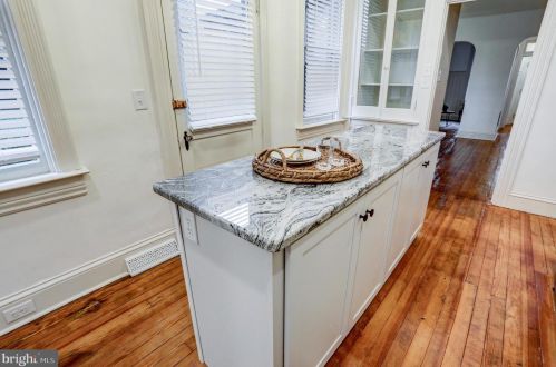 717 Vine St, Lancaster PA  17603-5539 exterior