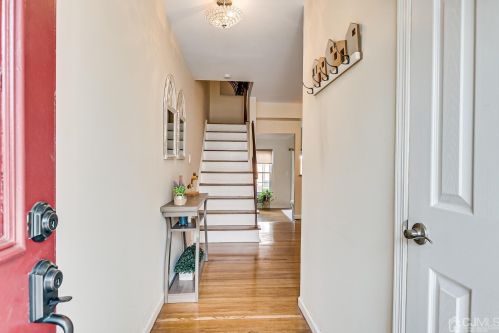 141 Howell Ave, Perth Amboy NJ  08863-1445 exterior
