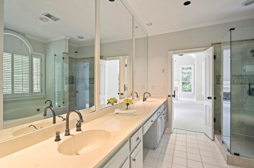 110 Hemmingwood Way, Atlanta GA  30350-4331 exterior