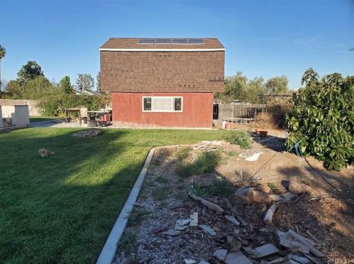 16743 Stallion Pl, Riverside CA  92504-5843 exterior