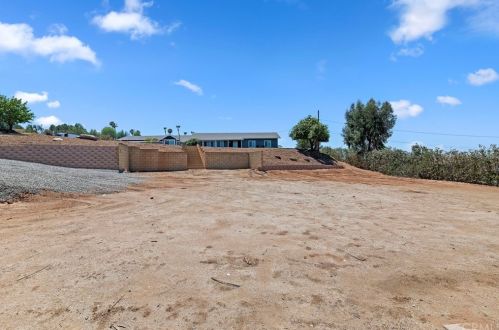 15591 Golden Star Ave, Riverside CA  92506-5753 exterior