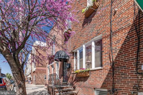 2017 11th St, Philadelphia, PA 19148-2367