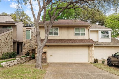 2878 Westridge Ave, Carrollton TX  75006-4757 exterior