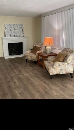 1910 Aletha Ln, Vacaville, CA 95687-6105