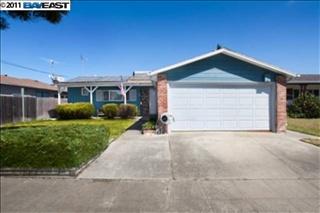 153 Newhall St, Hayward, CA 94544-3310