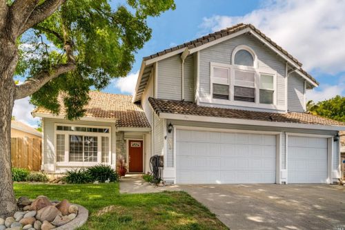 213 Lighthouse Way, Vacaville, CA 95688-0101