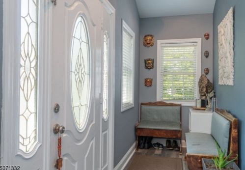 42 Main Ter, Bloomfield, NJ 07003-4012