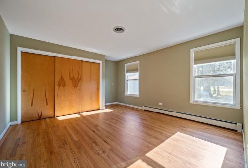 36 Bear Brook Rd, Princeton NJ  08540-6216 exterior