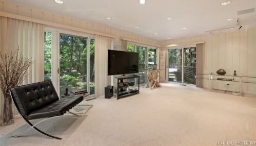 2740 Edgewood Ln, Bannockburn IL  60015-1617 exterior