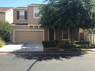 4609 Naomi Way, Fresno, CA 93722-4327