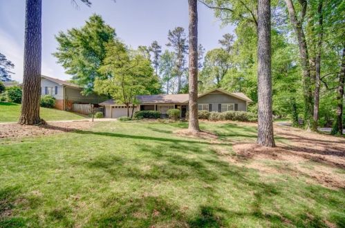 223 Bristol Ln, Marietta, GA 30066-5119