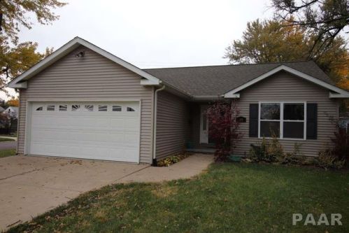 819 Fairoaks Ave, Peoria, IL 61603-1357