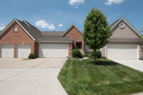 874 Cypresspoint Ct, Cincinnati, OH 45245-3339
